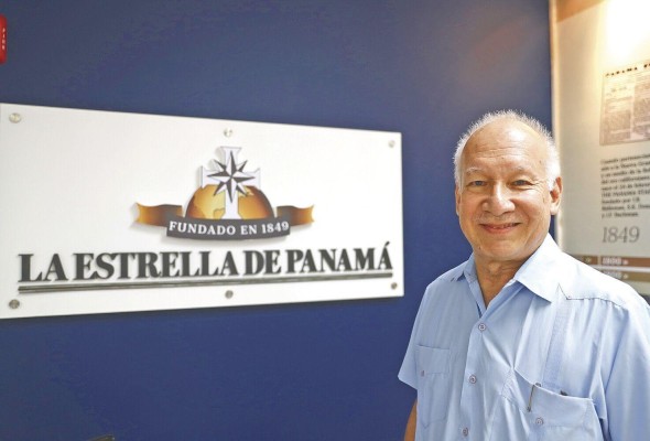 Amat obtuvo su título en licenciado en Derecho y Ciencias Políticas en la Universidad de Panamá en 1974. Amat obtuvo su título en licenciado en Derecho y Ciencias Políticas en la Universidad de Panamá en 1974.