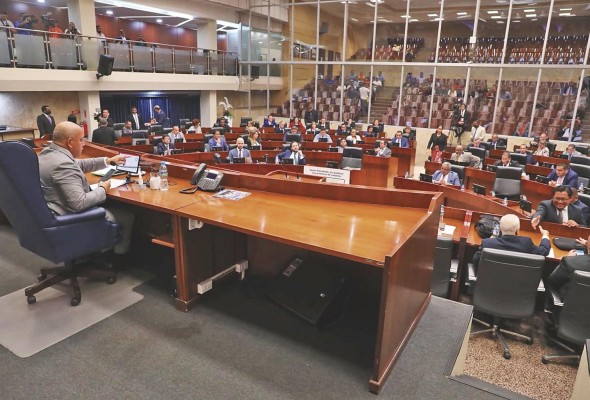 Pleno de la Asamblea Nacional. Pleno de la Asamblea Nacional.