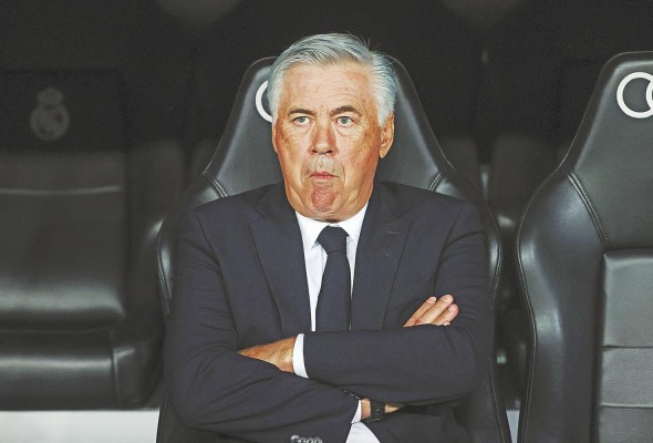 El entrenador del Real Madrid, Carlo Ancelotti, durante el partido de la sexta jornada de Liga en Primera División ante el Mallorca. El entrenador del Real Madrid, Carlo Ancelotti, durante el partido de la sexta jornada de Liga en Primera División ante el Mallorca.