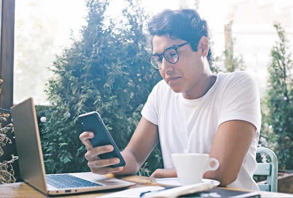 Internet de pago gana terreno y amenaza con el fin del 'todo gratis' Internet de pago gana terreno y amenaza con el fin del 'todo gratis'