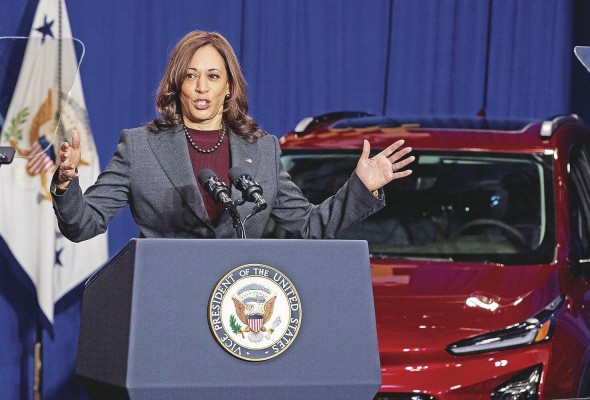 La vicepresidenta estadounidense, Kamala Harris, habla en conferencia de prensa en Brandywine, Maryland (EE.UU.), este 13 de diciembre de 2021. La vicepresidenta estadounidense, Kamala Harris, habla en conferencia de prensa en Brandywine, Maryland (EE.UU.), este 13 de diciembre de 2021.