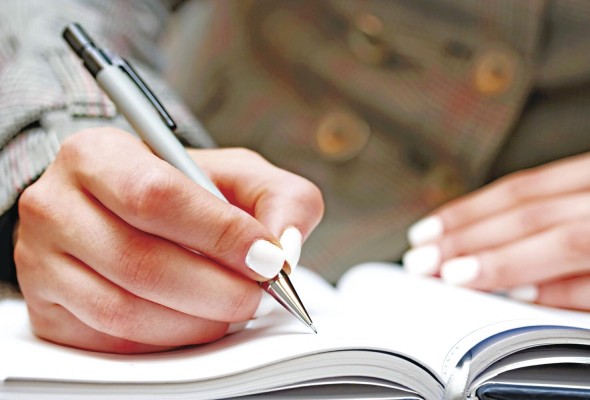 La mujer y su cotidianidad en las letras La mujer y su cotidianidad en las letras