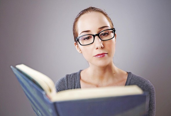 Internet cuenta con decenas de cursos en diferentes áreas de especialización, y algunos son dictados por las mejores universidades del mundo. Internet cuenta con decenas de cursos en diferentes áreas de especialización, y algunos son dictados por las mejores universidades del mundo.