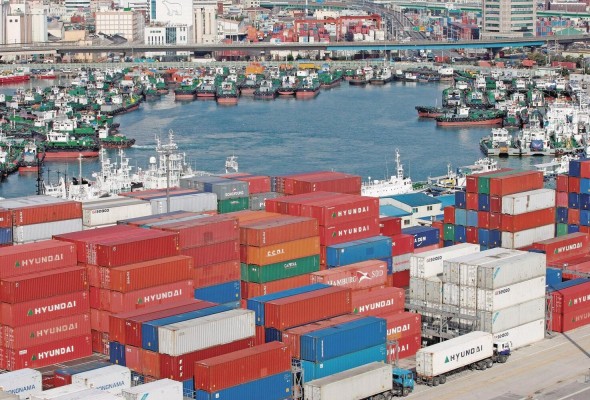 Panamá, en medio de un sistema-mundo capitalista en contracción Panamá, en medio de un sistema-mundo capitalista en contracción