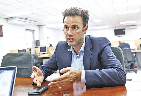Estéban Giudici, ejecutivo senior Trasit. Estéban Giudici, ejecutivo senior Trasit.