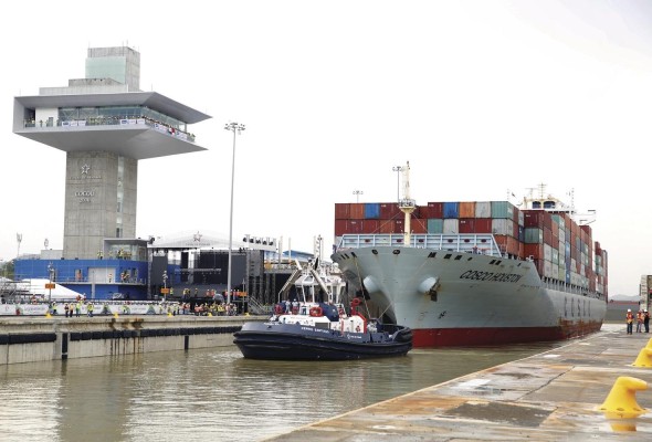 Canal de Panamá, ampliado inagurado en junio de 2015 impuso nuevos parámetros en la industria naviera. Canal de Panamá, ampliado inagurado en junio de 2015 impuso nuevos parámetros en la industria naviera.