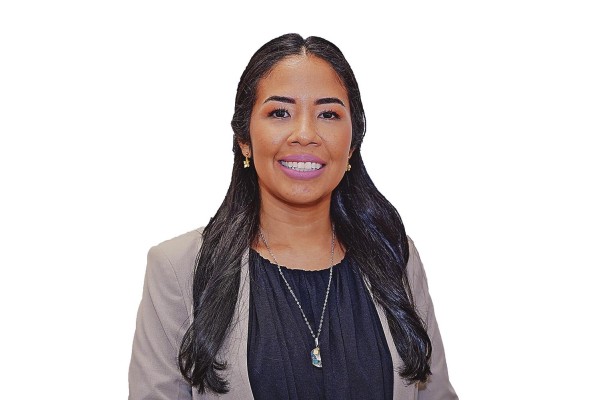 La Dra. Gisselle Guerra es docente e investigadora en ambientes marino-costeros del Centro de Investigaciones Hidráulicas e Hidrotécnicas de la UTP. La Dra. Gisselle Guerra es docente e investigadora en ambientes marino-costeros del Centro de Investigaciones Hidráulicas e Hidrotécnicas de la UTP.