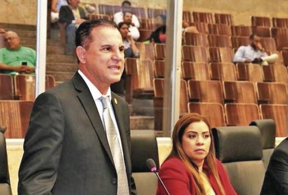 Tito Rodríguez, diputado del circuito 8-9, electo para el periodo 2019-2024. Tito Rodríguez, diputado del circuito 8-9, electo para el periodo 2019-2024.