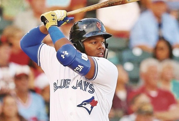 Vladimir Guerrero Jr. fue el jugador más joven en participar en el Home Run Derby 2019. Vladimir Guerrero Jr. fue el jugador más joven en participar en el Home Run Derby 2019.