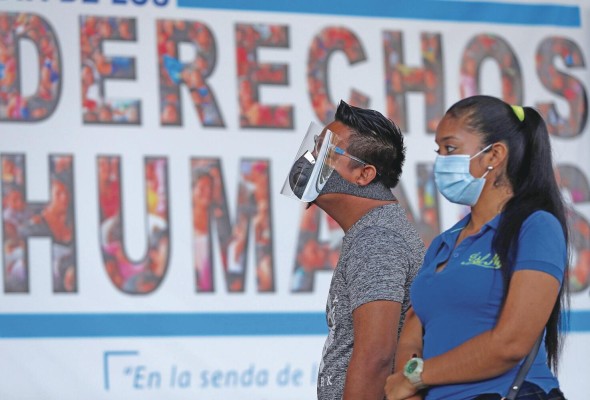 'The Wall Street Journal' afirma que de los 10 países con más alta tasa de fallecimientos diarios por la acción del nuevo coronavirus, 7 están en esta región. 'The Wall Street Journal' afirma que de los 10 países con más alta tasa de fallecimientos diarios por la acción del nuevo coronavirus, 7 están en esta región.