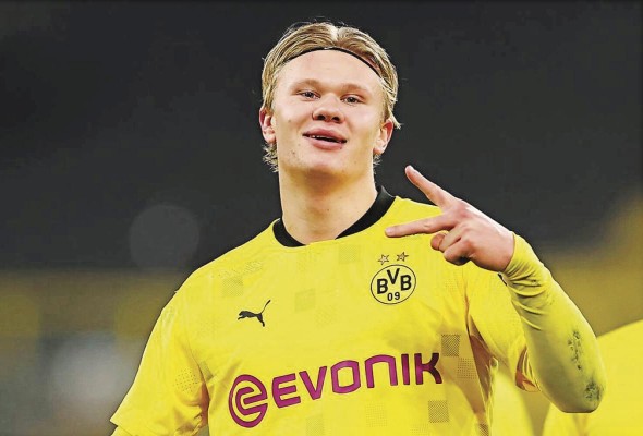 El Dortmund ha insistido en diversas ocasiones en que quiere que el jugador cumpla su contrato, lo cual significaría una temporada más en Alemania. El Dortmund ha insistido en diversas ocasiones en que quiere que el jugador cumpla su contrato, lo cual significaría una temporada más en Alemania.