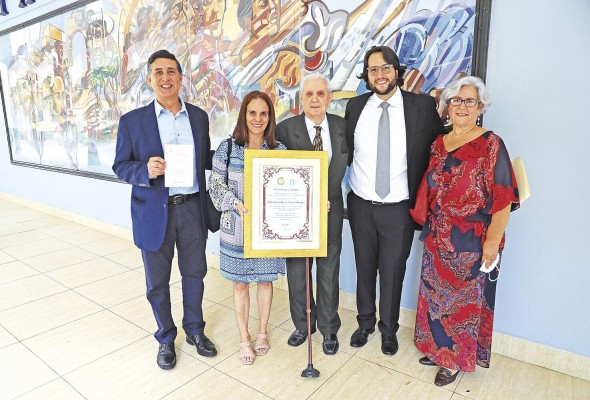 Pedreschi y sus familiares Pedreschi y sus familiares