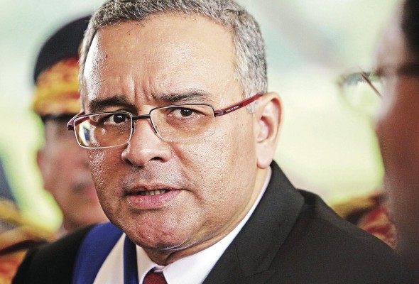 Mauricio Funes fue presidente de El Salvador entre el 2009 y 2014. Mauricio Funes fue presidente de El Salvador entre el 2009 y 2014.