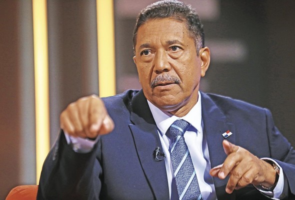 Alonso Filós: 'Cerro Patacón debe cerrarse por malos manejos del pasado, a pesar de que el periodo de vida útil era hasta 2050' Alonso Filós: 'Cerro Patacón debe cerrarse por malos manejos del pasado, a pesar de que el periodo de vida útil era hasta 2050'