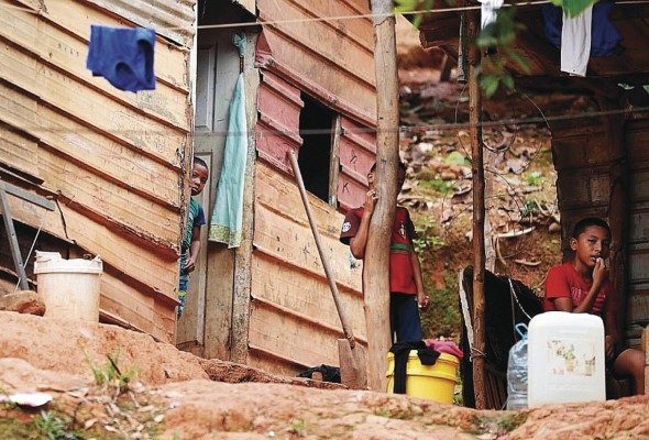 La pandemia provocó un aumento sin precedentes en los niveles de pobreza. La pandemia provocó un aumento sin precedentes en los niveles de pobreza.