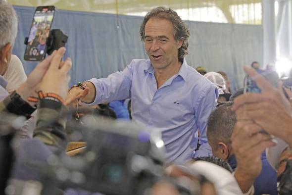 Federico Gutiérrez candidato de la coalición Equipo por Colombia. Federico Gutiérrez candidato de la coalición Equipo por Colombia.