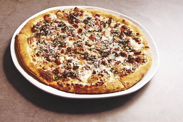 'Hongos bacon pizza', de Botánica Pizza 'Hongos bacon pizza', de Botánica Pizza