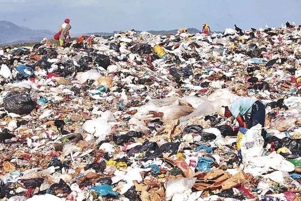 El vertedero de cerro Patacón es una bomba de tiempo. El vertedero de cerro Patacón es una bomba de tiempo.