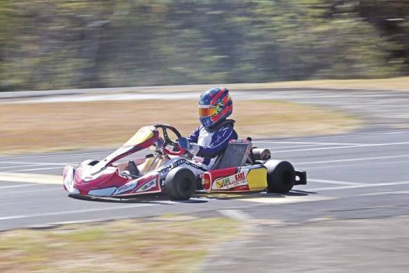 NG tiene el récord de pista de kartódromo nacional. NG tiene el récord de pista de kartódromo nacional.
