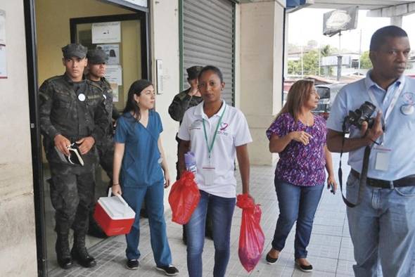 Personal de Salud ofrece ayuda para detectar casos. Personal de Salud ofrece ayuda para detectar casos.