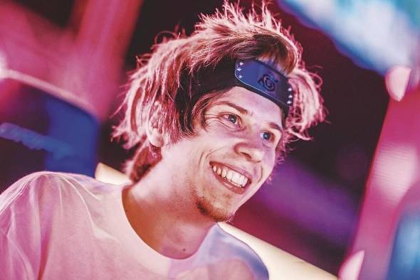 El Rubius, quien tras su fama internacional alcanzó el top 10 del ranking internacional de 'streamers' más vistos en Twitch. El Rubius, quien tras su fama internacional alcanzó el top 10 del ranking internacional de 'streamers' más vistos en Twitch.
