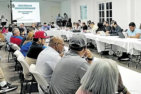 En el tema de educación tratado en el diálogo, hubo un consenso del 100%. En el tema de educación tratado en el diálogo, hubo un consenso del 100%.