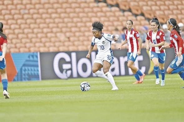 Martha Cox durante el partido ante Paraguay. Martha Cox durante el partido ante Paraguay.