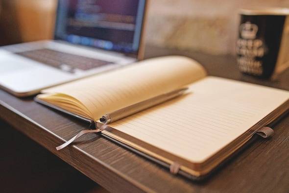 Einpa está formado por 20 escritores que se movilizaron desde noviembre del año pasado. Einpa está formado por 20 escritores que se movilizaron desde noviembre del año pasado.