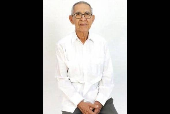 Demetrio Romero Wong, periodista. Como el autor de la fotografía 'Vergüenza Deportiva', fue su aguda intuición la que le permitió captar esta hermosa imagen. Demetrio Romero Wong, periodista. Como el autor de la fotografía 'Vergüenza Deportiva', fue su aguda intuición la que le permitió captar esta hermosa imagen.