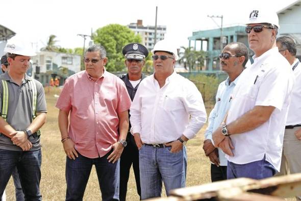 Tras demolición, iniciará la construcción del estadio Justino Salinas, en La Chorrera Tras demolición, iniciará la construcción del estadio Justino Salinas, en La Chorrera