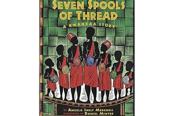 La unidad, el trabajo colectivo y la tradición son pilares del Kwanzaa. La unidad, el trabajo colectivo y la tradición son pilares del Kwanzaa.