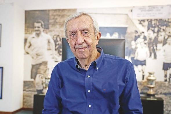 El histórico periodista espera poder disfrutar de una 'nueva' Uruguay en el mundial de Catar El histórico periodista espera poder disfrutar de una 'nueva' Uruguay en el mundial de Catar