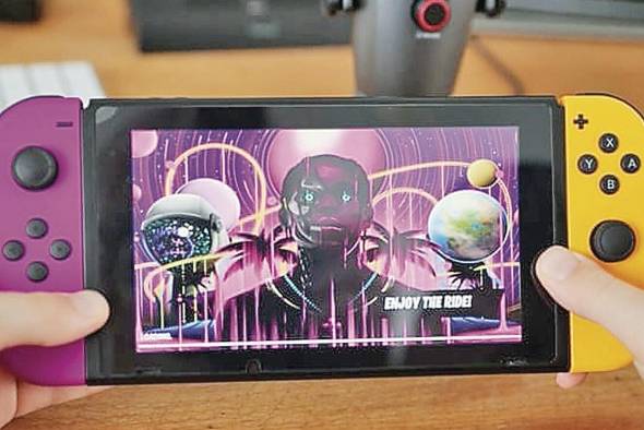 Epic Games enfrenta una posible prohibición de un año fuera de la App Store de Apple, por “violaciones contractuales”. Epic Games enfrenta una posible prohibición de un año fuera de la App Store de Apple, por “violaciones contractuales”.