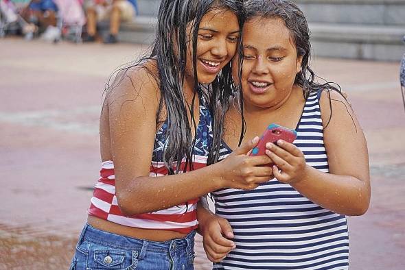 Según expertos los padres deben conversar con sus hijos sobre temas de sexualidad para que la vida nos los sorprenda. Según expertos los padres deben conversar con sus hijos sobre temas de sexualidad para que la vida nos los sorprenda.