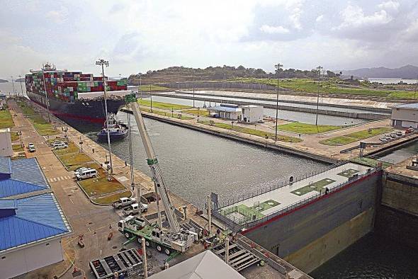 Vista del Canal de Panamá Vista del Canal de Panamá