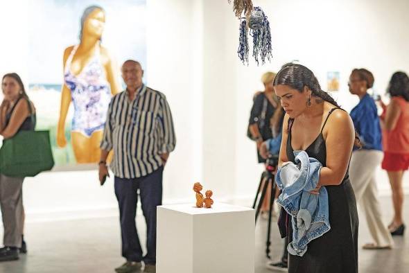 Nuevas formas de arte se están construyendo, las mujeres las que están liderando. Nuevas formas de arte se están construyendo, las mujeres las que están liderando.