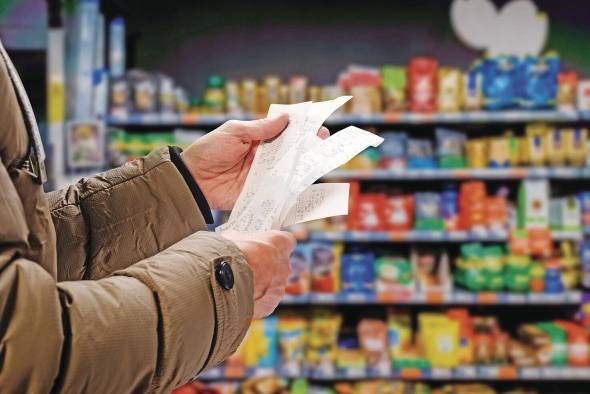 La subida generalizada y sostenida de los precios afecta el poder adquisitivo y la capacidad de ahorro. La subida generalizada y sostenida de los precios afecta el poder adquisitivo y la capacidad de ahorro.