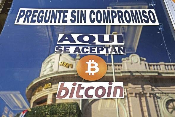 Un almacén que acepta criptomonedas como medio de pago en San Salvador (El Salvador). Un almacén que acepta criptomonedas como medio de pago en San Salvador (El Salvador).