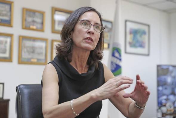 Zayda Manatta, jefa de la Secretaría del Foro Mundial sobre Transparencia e Intercambio de Información con fines Fiscales. Zayda Manatta, jefa de la Secretaría del Foro Mundial sobre Transparencia e Intercambio de Información con fines Fiscales.