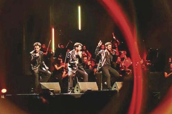Il Volo es un trío tenor italiano que busca rendir homenaje a las baladas del pasado Il Volo es un trío tenor italiano que busca rendir homenaje a las baladas del pasado