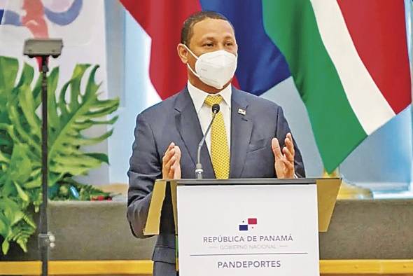 El director general de Pandeportes, Héctor Brands, durante la actividad en la sede del Parlamento Latinoamericano. El director general de Pandeportes, Héctor Brands, durante la actividad en la sede del Parlamento Latinoamericano.