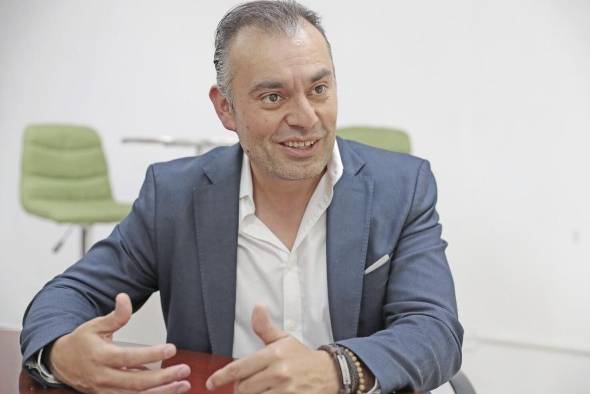 Fernando Anzures es considerado uno de los pioneros del mercadeo en América Latina. Fernando Anzures es considerado uno de los pioneros del mercadeo en América Latina.
