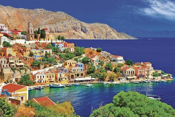 Isla de Symi en el archipiélago de Dodecaneso, Grecia. Isla de Symi en el archipiélago de Dodecaneso, Grecia.