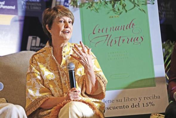 La chef Cuquita Arias tuvo la tarea de desarrollar las recetas del libro La chef Cuquita Arias tuvo la tarea de desarrollar las recetas del libro