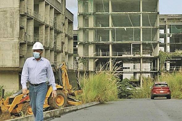 Construcción de la Ciudad de la Salud. Construcción de la Ciudad de la Salud.