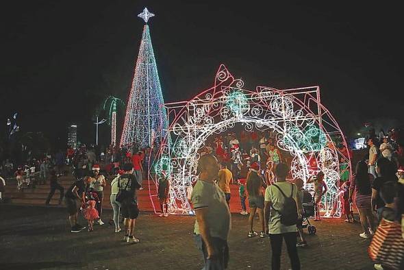 Imágenes del encendido de luces en la ciudad de Panamá, el pasado 1 de diciembre. Imágenes del encendido de luces en la ciudad de Panamá, el pasado 1 de diciembre.