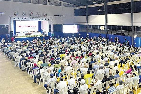 El proyecto fue presentado ante miembros de la comunidad, empresarios y productores de Coclé y provincias centrales. El proyecto fue presentado ante miembros de la comunidad, empresarios y productores de Coclé y provincias centrales.
