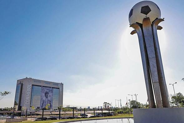 La máxima autoridad del fútbol sudamericano indicó en su cuenta de Twitter que las fechas e inicio del torneo están confirmadas. La máxima autoridad del fútbol sudamericano indicó en su cuenta de Twitter que las fechas e inicio del torneo están confirmadas.