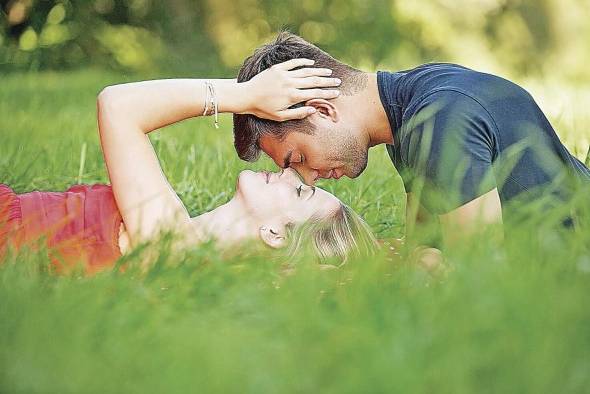 Muchos de estos podcast tocan temas sobre relaciones de pareja. Muchos de estos podcast tocan temas sobre relaciones de pareja.