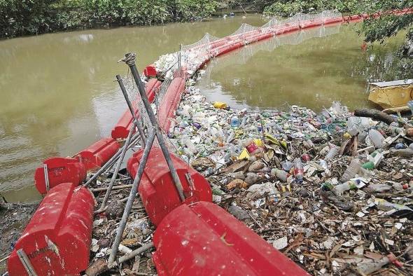 El BOB se encuentra en la desembocadura del río Matías Hernández. El BOB se encuentra en la desembocadura del río Matías Hernández.
